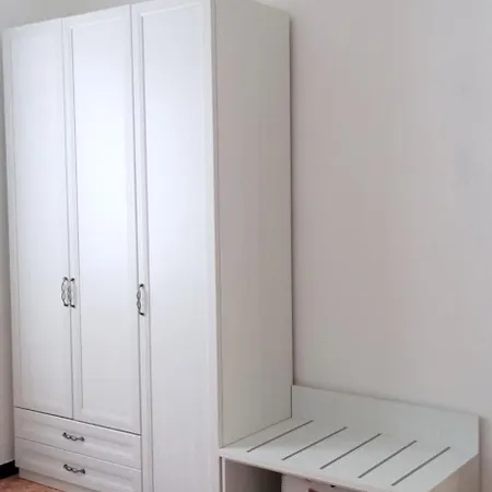 La Piazzetta Di Gra E Baldo 东塞斯特里